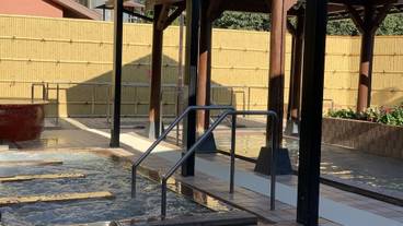 屋外スパ浴槽 / 2