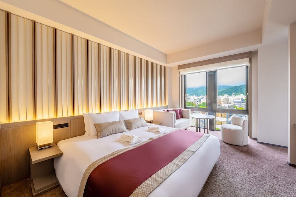 クラシカルなホテルで旅先でもわたしらしく4275323