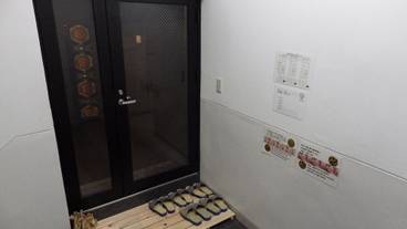 内部エントランス / 2