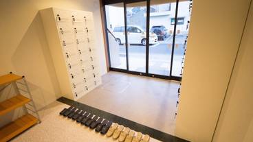 内部エントランス / 2