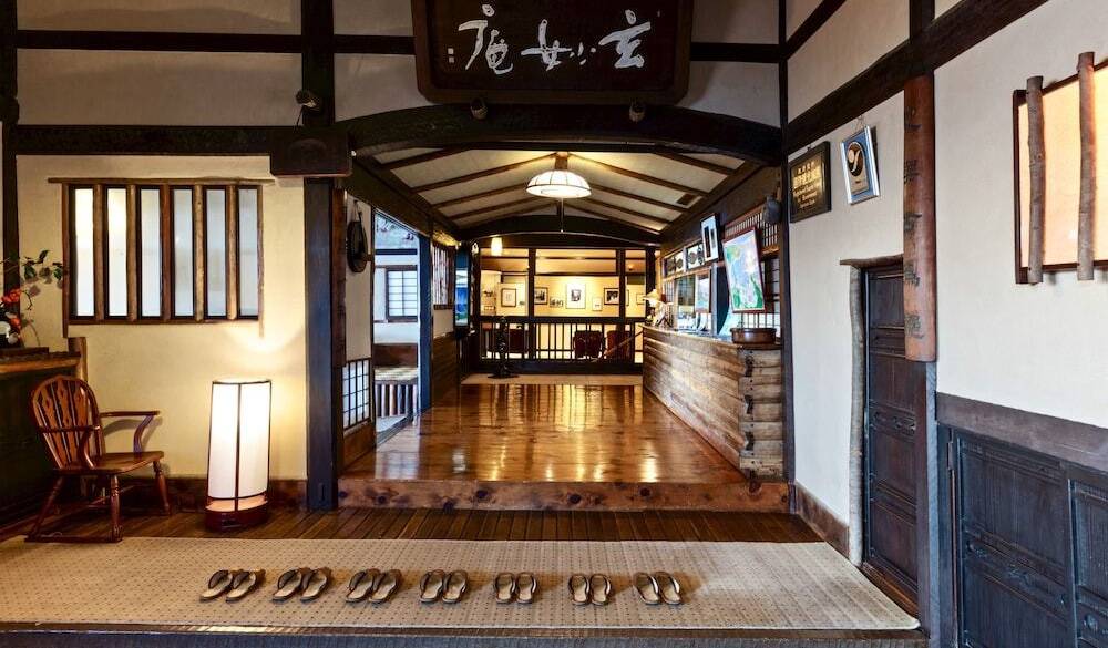 「玄妙庵」の玄関 / 2