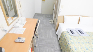 ダブルルーム 喫煙可