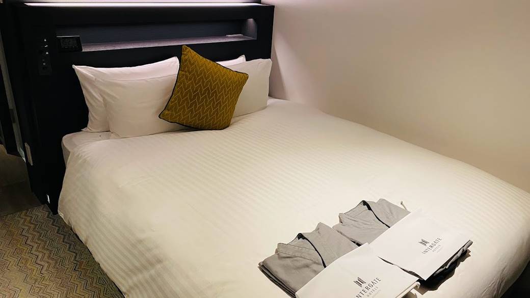 スタンダードダブル / 4