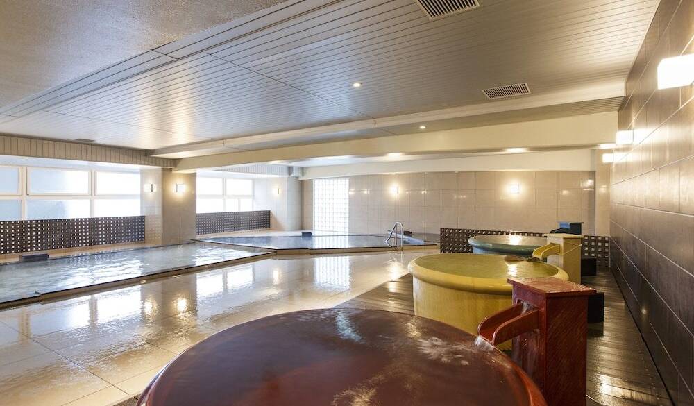 平成モダン風呂／壺湯 / 1