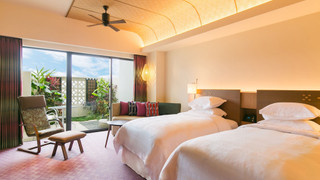 プレミアム ルーム シングルベッド 2 台 ガーデンビュー タワー (プレミアムラナイルーム)