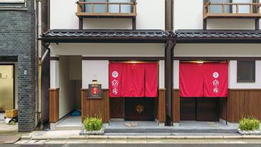 施設の入り口 / 5