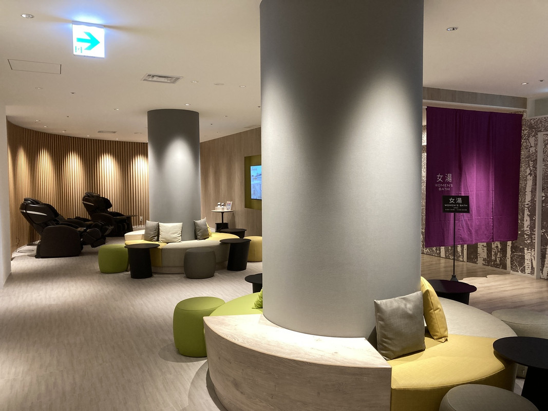 湯上がり処はマッサージチェア無料