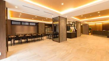 内部エントランス / 2