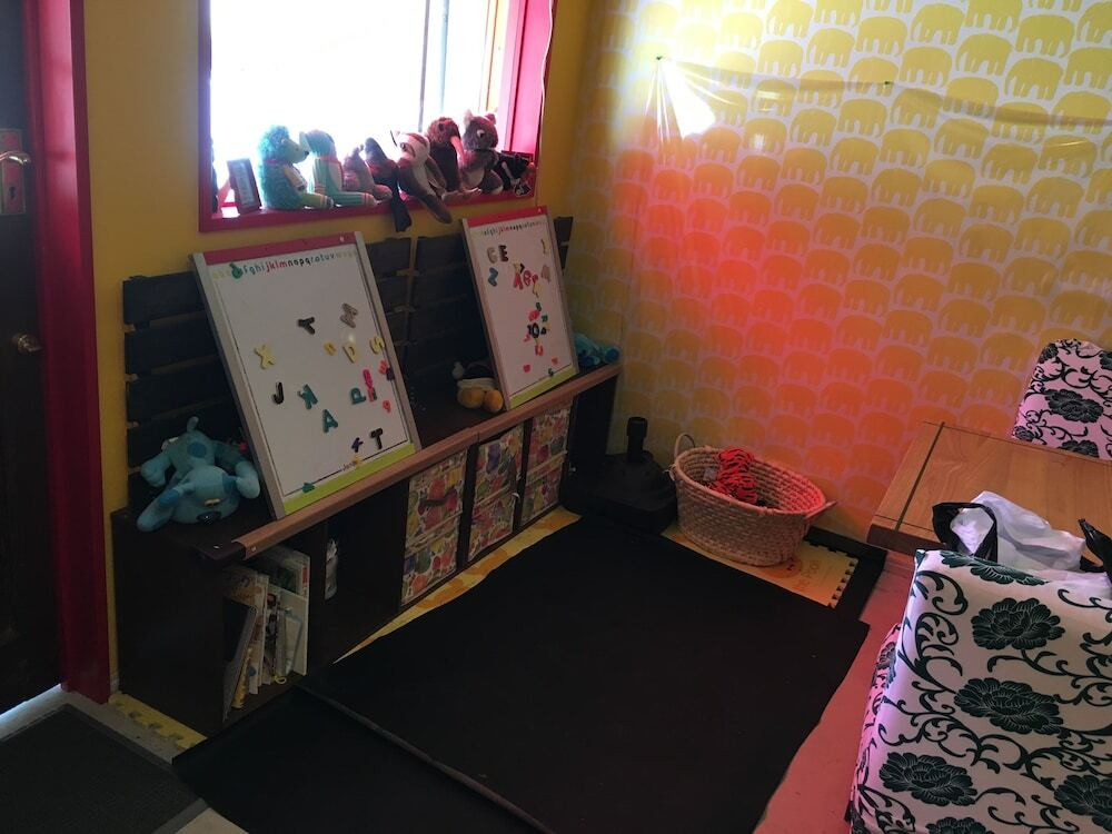 子供用の遊び場 - 屋内