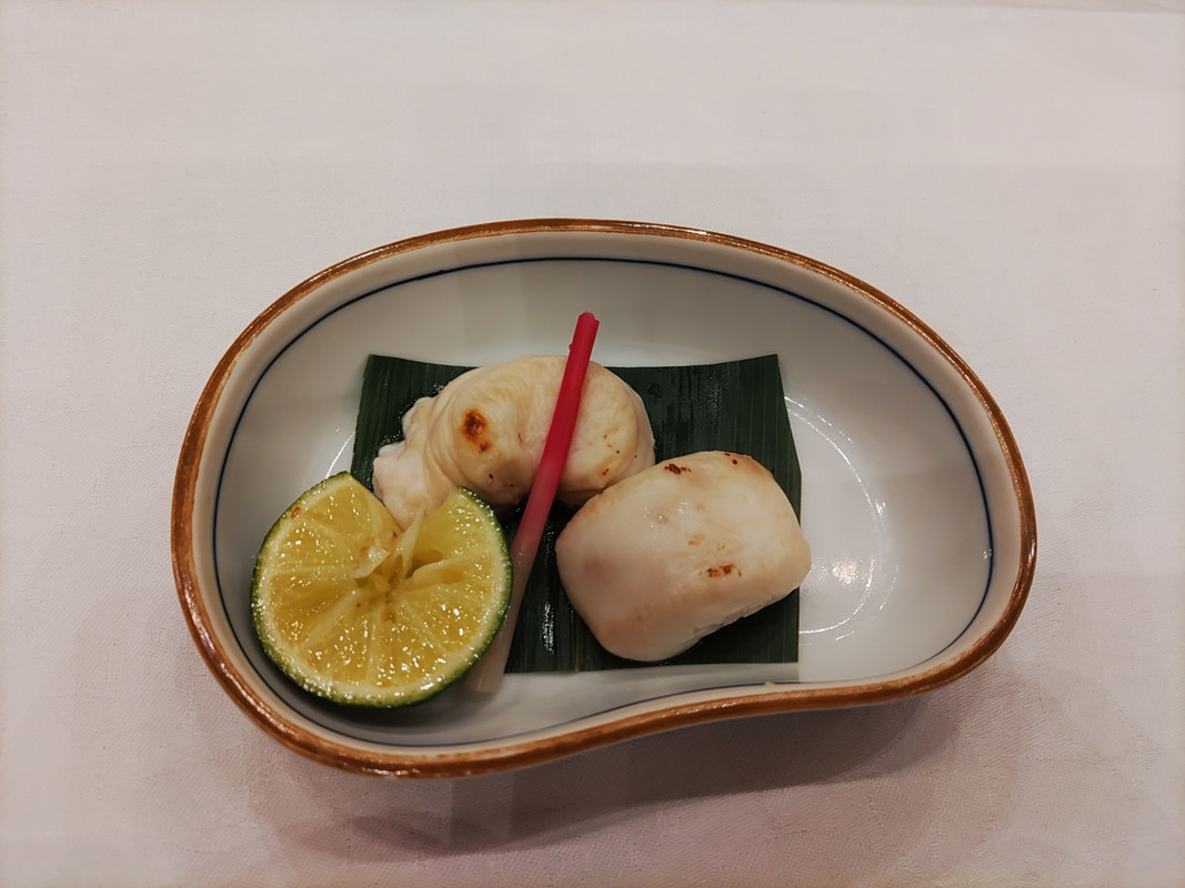 別途注文の河豚白子の炙りです。