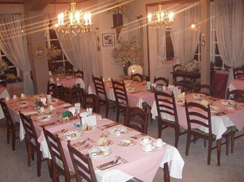 老舗レストランみたいな凛とした風格が素敵3701118