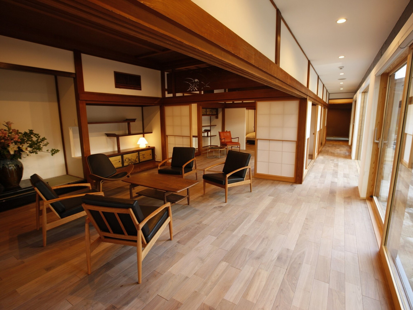 駅からすぐの好アクセス♩3523341