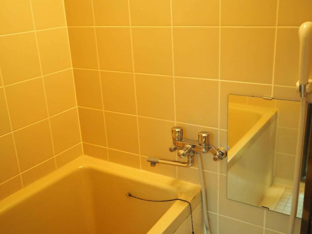 バスルームのシャワー