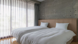 コンドミニアム (2)