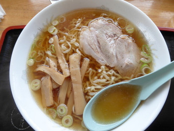 「新月 」料理 975701 酒田のラーメン（小）