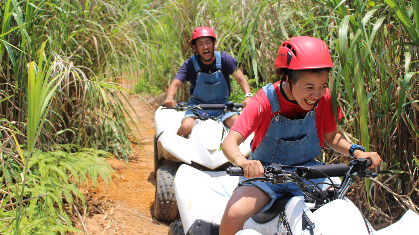 大自然の中を豪快に進もう「東村バギー体験」4270016