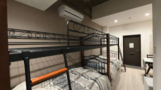 4人部屋, 4 ベッドルーム