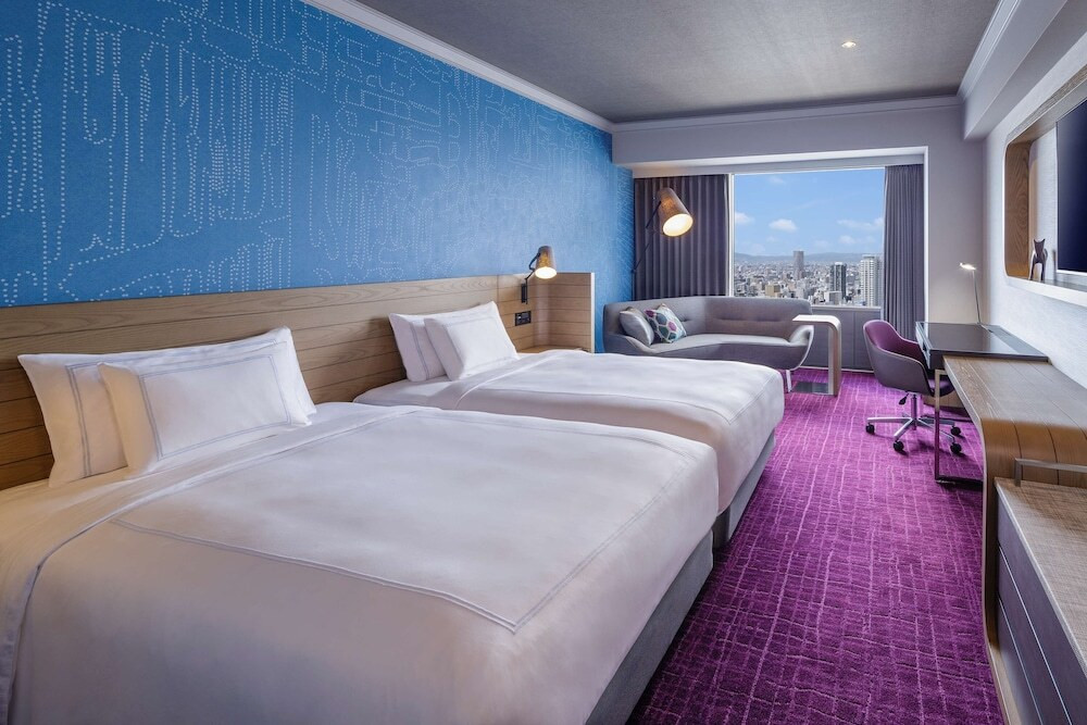 泉州野菜やフルーツも味わえる和洋ビュッフェあり。なんば駅上の便利なホテル4754797