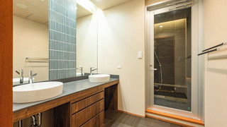 特別フロア-IKOI 憩 - [飛翔] 街側 温泉内風呂付特別室和洋室