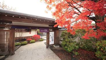 施設の入り口 / 26