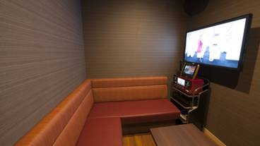 カラオケ ルーム / 6