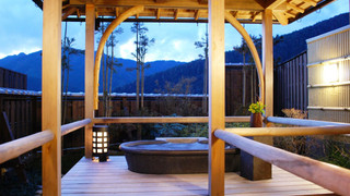 露天風呂付特別室「桜の間」