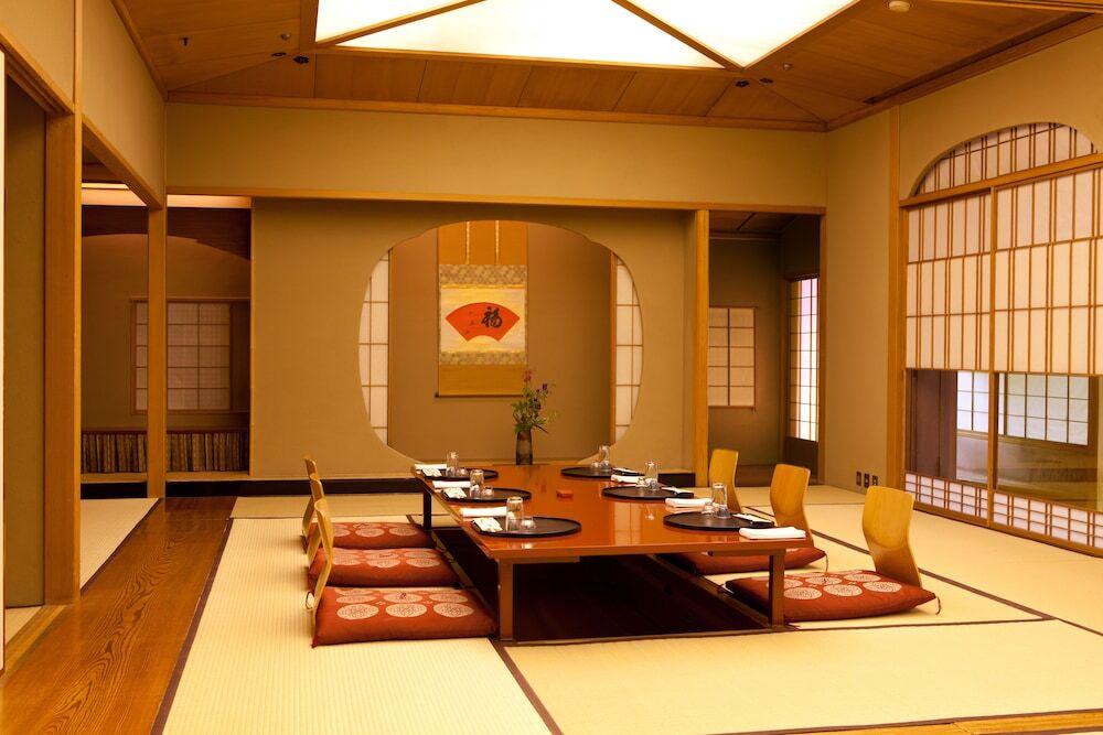 レストラン