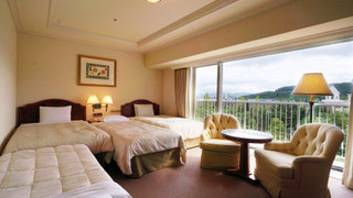 ラグジュアリー 4 人部屋 禁煙 ガーデンビュー