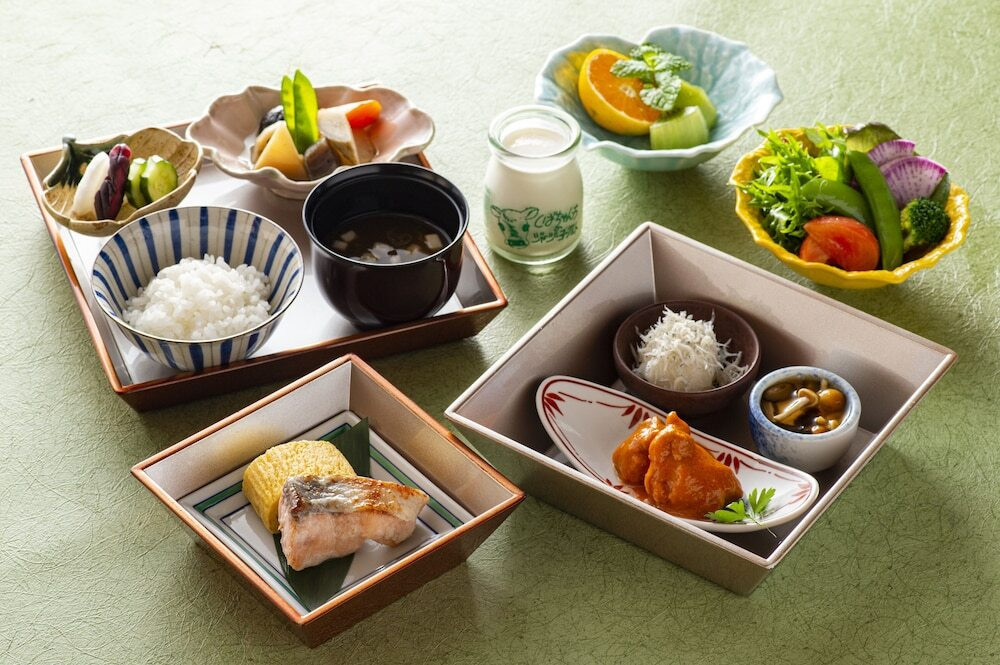 朝食