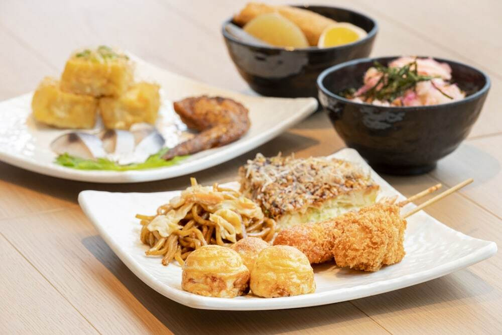 定番の朝食から、大阪名物、近隣都市のご当地メニューまで4236189