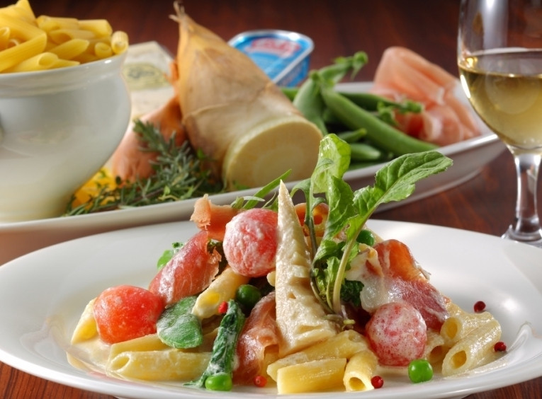 オールインクルーシブで楽しむ、大人のための森と温泉リゾート3452690