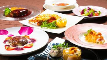 食事・飲み物 / 13