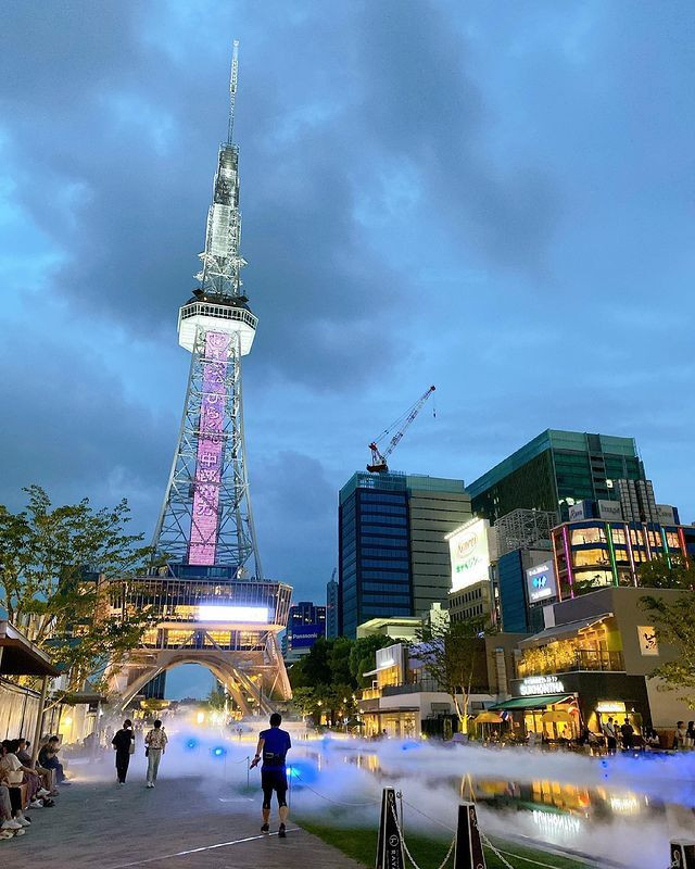 タワー真下の公園には新しいお店がたくさんオープンしていて楽しめました。