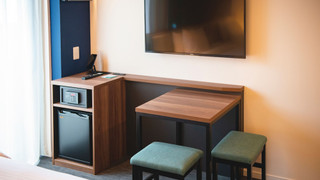 デラックス ツインルーム (大人定員2名様まで) 無料軽朝食付 禁煙