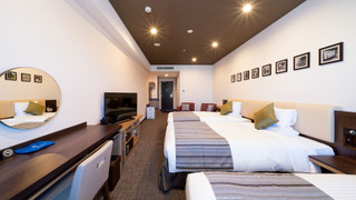 デラックストリプル　禁煙　大人定員3名様