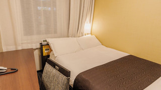 セミダブルルーム 120 cm ベッド 9 ㎡ (禁煙)