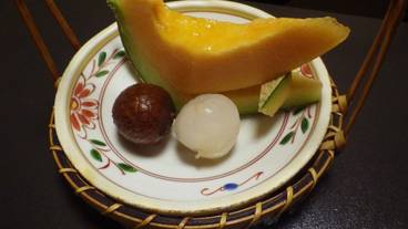 食事・飲み物 / 12