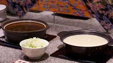 食事・飲み物 / 12