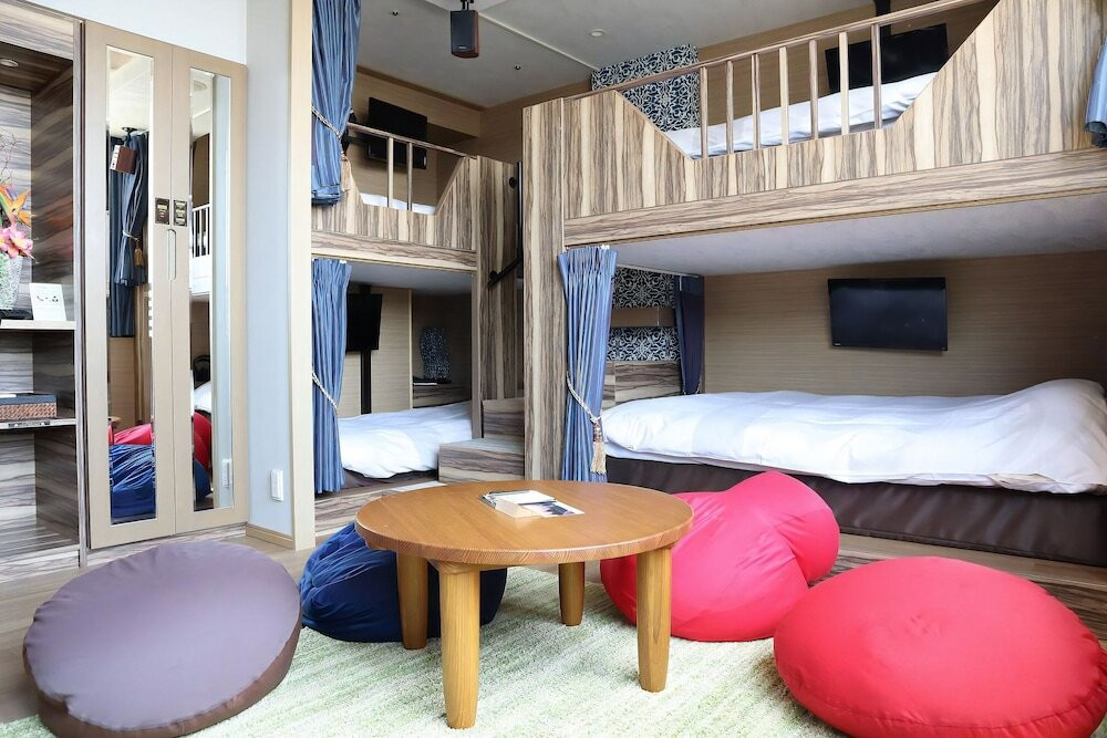 異国の香りにカラフルなお部屋でのんびりステイが叶う♪4054650