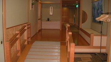 内部エントランス / 3