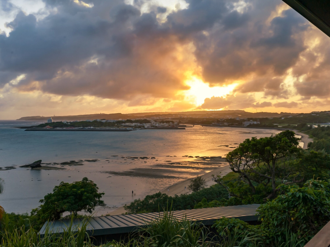 客室から見える夕日