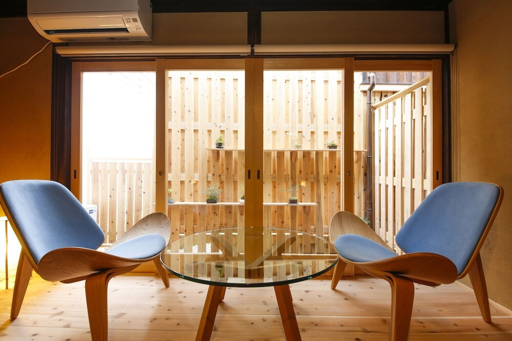 ロビー応接スペース