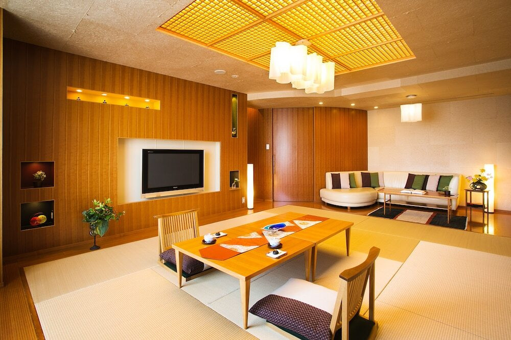 ジャグジー付きスイートは記念日にも◎癒しの施設が充実の温泉旅館3415498