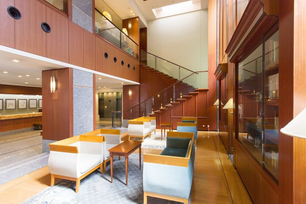 ロビーラウンジ