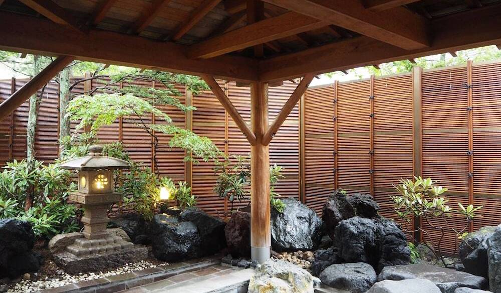 夜とは違う景色！
朝から温泉でのんびり / 3