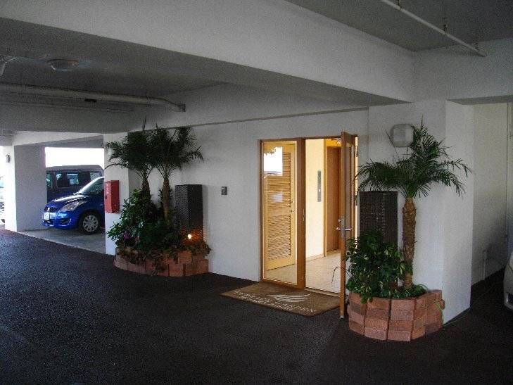 エントランス / 3