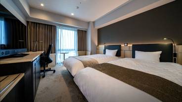 デラックスツイン / 4