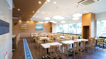 朝食スペース / 13