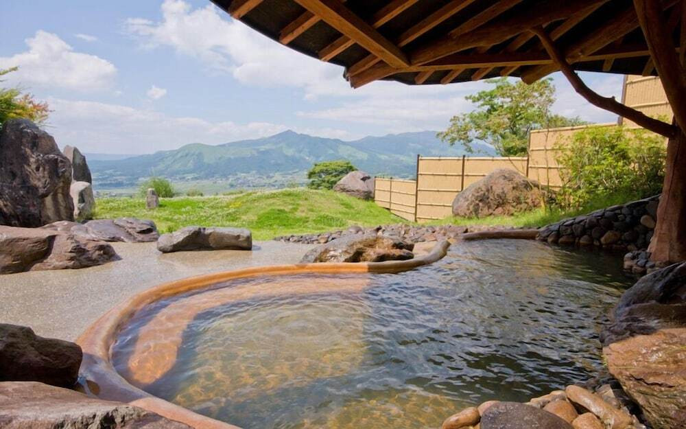 客室や温泉からの景色が最高。ロケーション抜群のホテル3490693