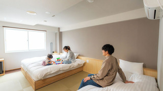 スーペリア 4 人部屋 専用バスルーム